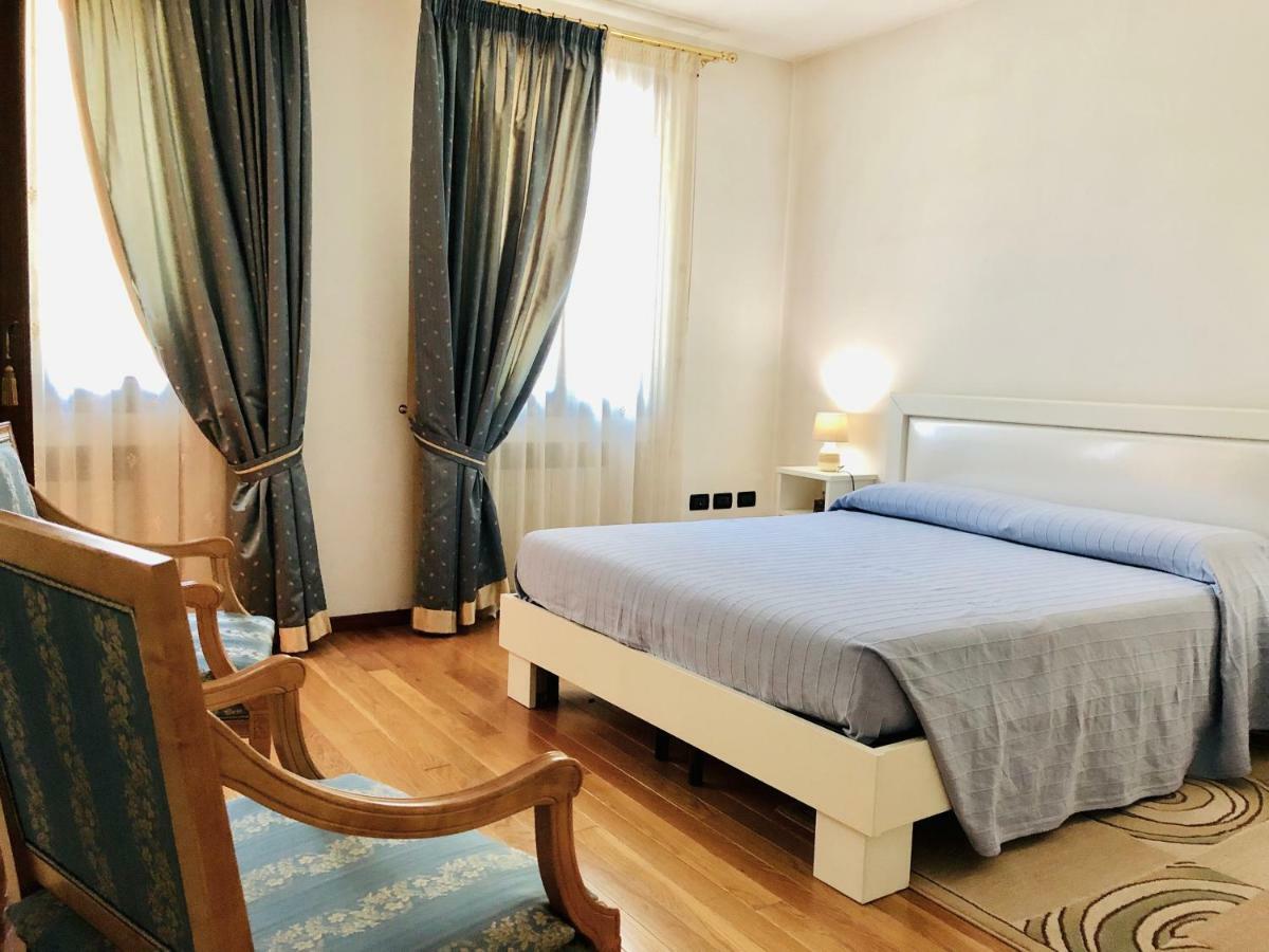 Villamoreno Merlara 외부 사진