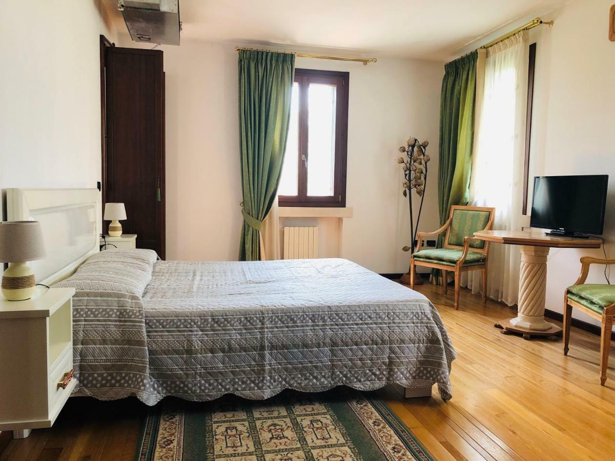 Villamoreno Merlara 외부 사진