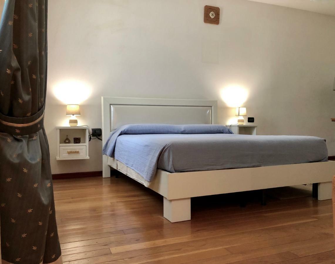 Villamoreno Merlara 외부 사진